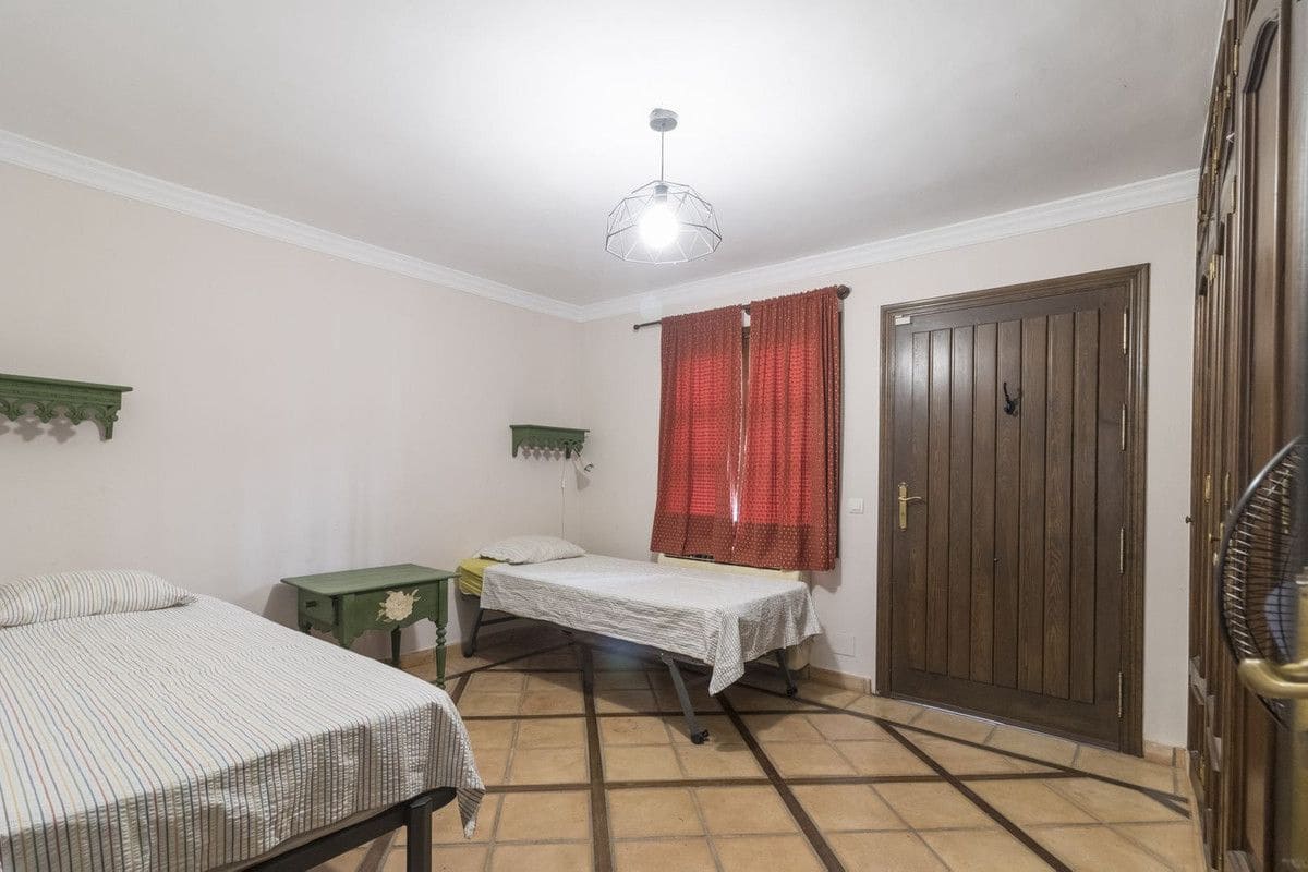 6 chambre Villa/Maison à vendre à Fuengirola avec piscine garage - 820 000 € (Ref: 9469858)