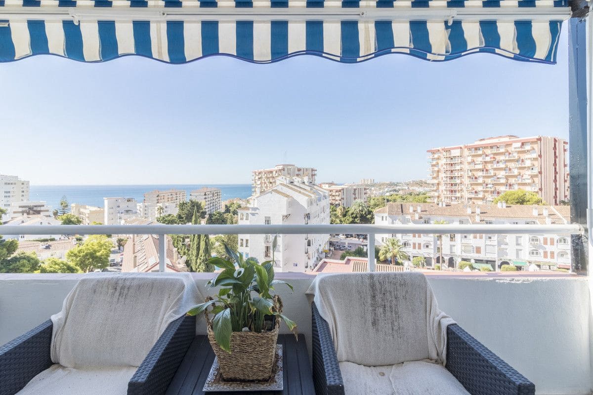 2 soveværelse Lejlighed til salg i Benalmadena med swimmingpool - € 350.000 (Ref: 9469859)