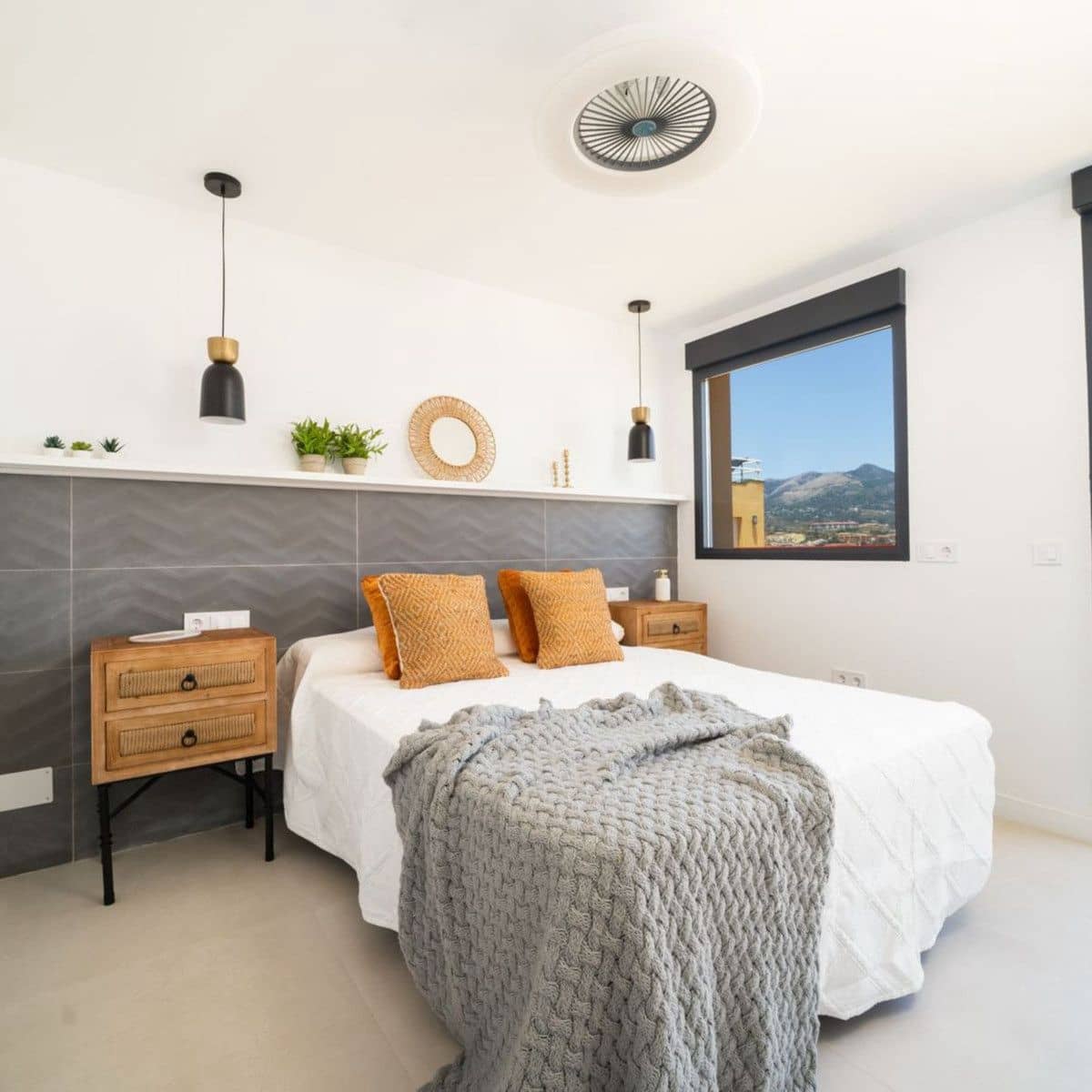 2 Zimmer Penthouse zu verkaufen in Fuengirola - 695.000 € (Ref: 9469862)