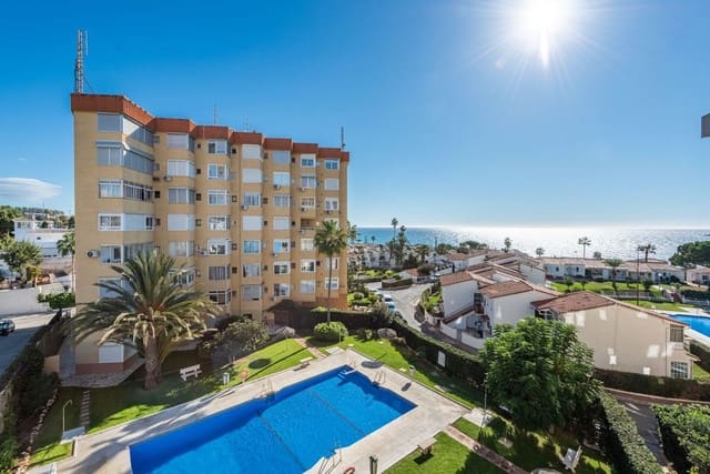 Apartamento de 1 habitación en La Cala de Mijas, Mijas en venta con piscina garaje - 229.000 € (Ref: 9469864)