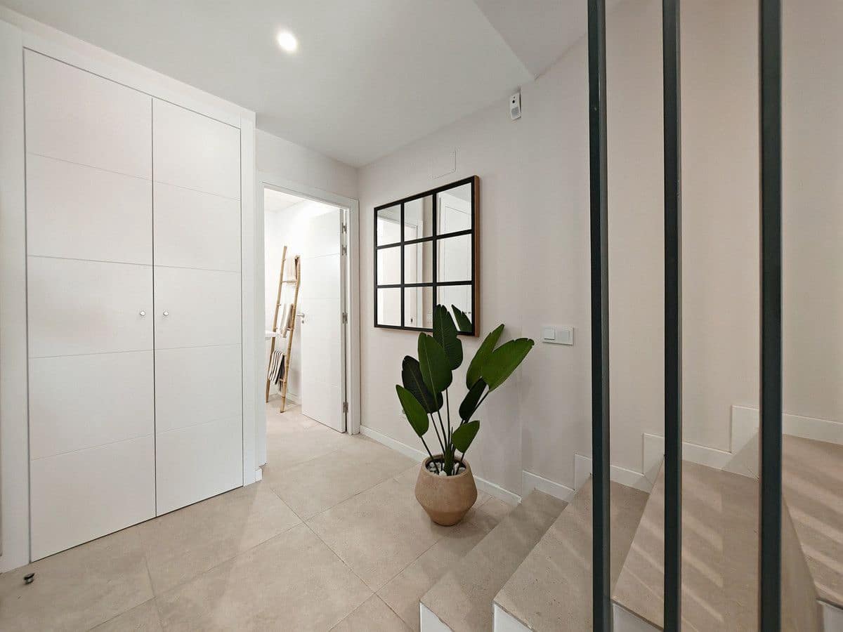 4 bedroom Townhouse for sale in Mijas with pool garage - € 845,000 (Ref: 9469866)