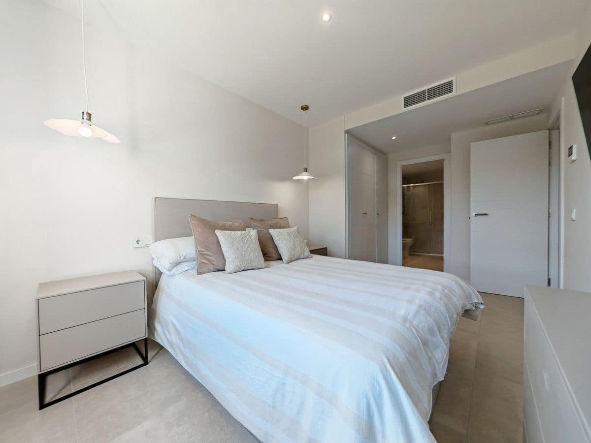 4 bedroom Townhouse for sale in Mijas with pool garage - € 845,000 (Ref: 9469866)