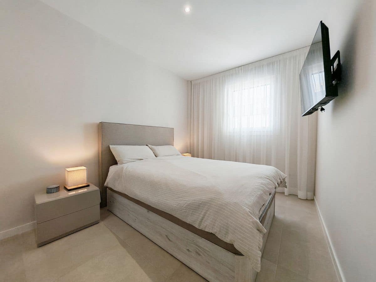 4 bedroom Townhouse for sale in Mijas with pool garage - € 845,000 (Ref: 9469866)