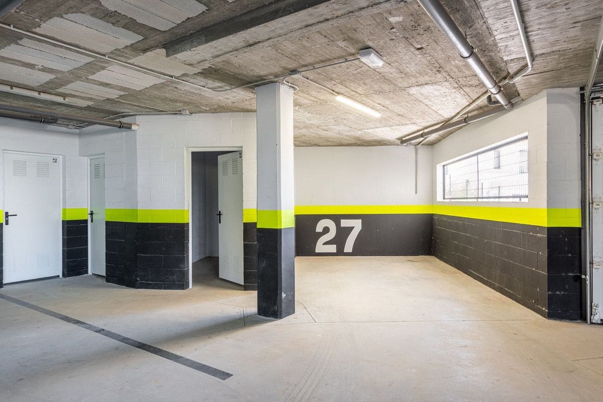 2 bedroom Penthouse for sale in Fuengirola with pool garage - € 825,000 (Ref: 9469867)