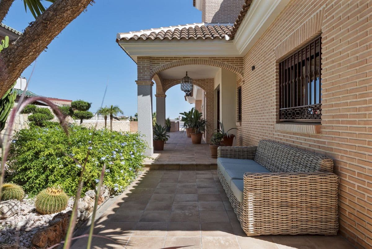 5 soveværelse Villa til salg i Mijas med swimmingpool garage - € 1.750.000 (Ref: 9469872)