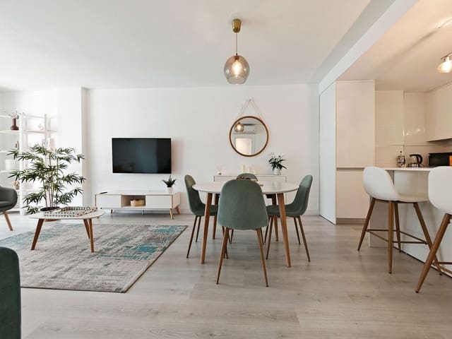 3 Zimmer Apartment zu verkaufen in Centro, Mijas mit Pool Garage - 460.000 € (Ref: 9469877)