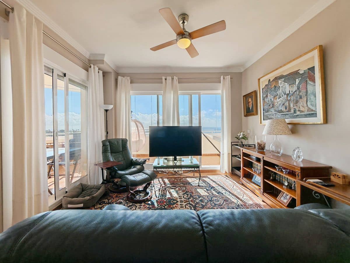 3 slaapkamer Appartement te koop in Mijas met zwembad garage - € 385.000 (Ref: 9469878)