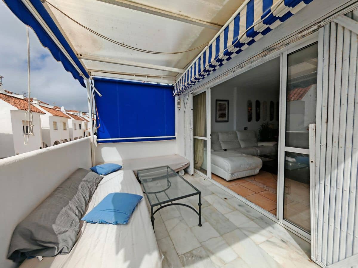 3 slaapkamer Halfvrijstaande villa te koop in Mijas met zwembad - € 450.000 (Ref: 9469880)