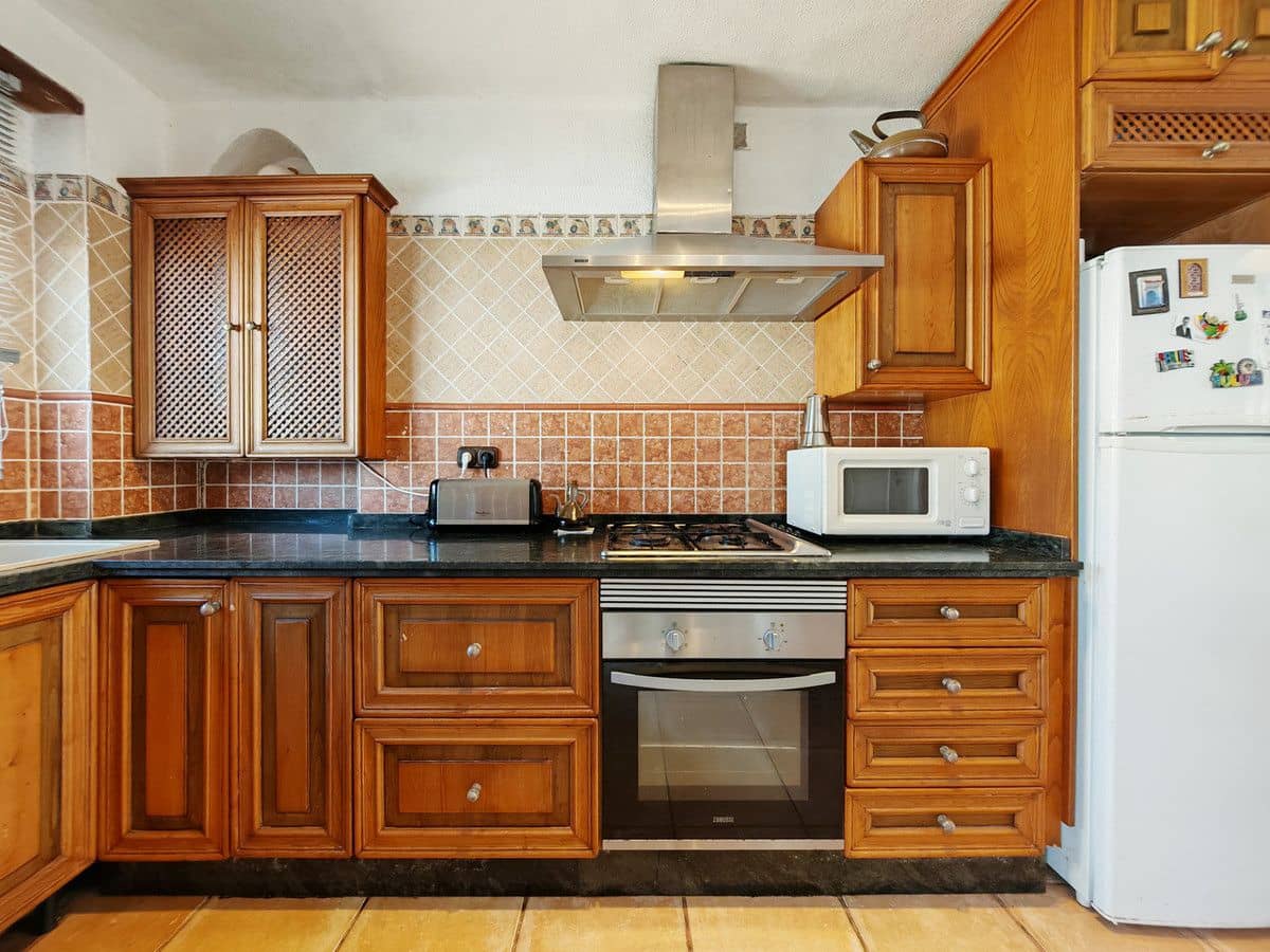 3 slaapkamer Halfvrijstaande villa te koop in Mijas met zwembad - € 450.000 (Ref: 9469880)