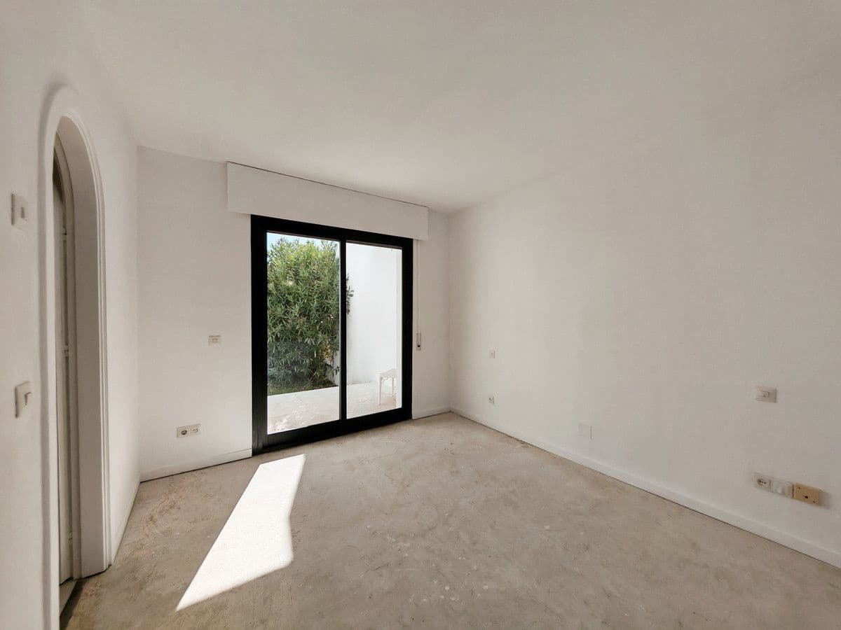 2 slaapkamer Huis te koop in Marbella met zwembad - € 750.000 (Ref: 9470080)