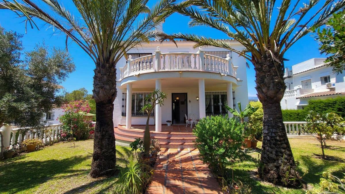 4 camera da letto Villa in vendita in Marbella con piscina garage - 1.395.000 € (Rif: 9470082)