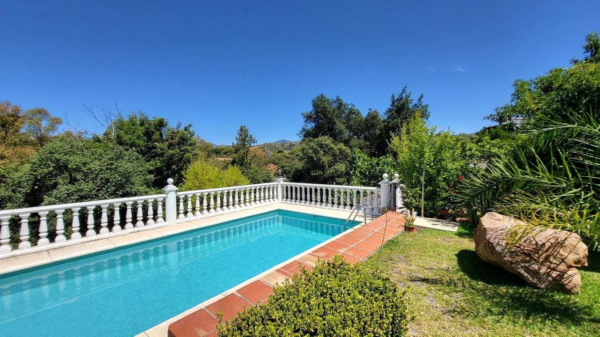 4 camera da letto Villa in vendita in Marbella con piscina garage - 1.395.000 € (Rif: 9470082)