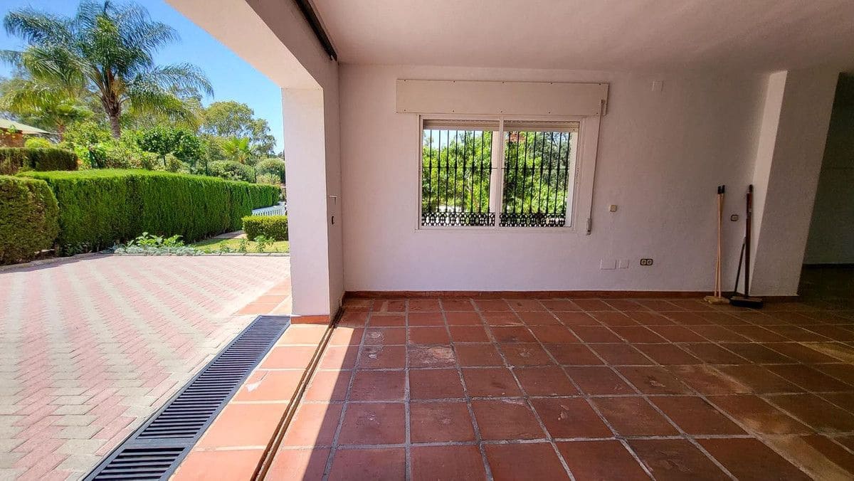 4 camera da letto Villa in vendita in Marbella con piscina garage - 1.395.000 € (Rif: 9470082)