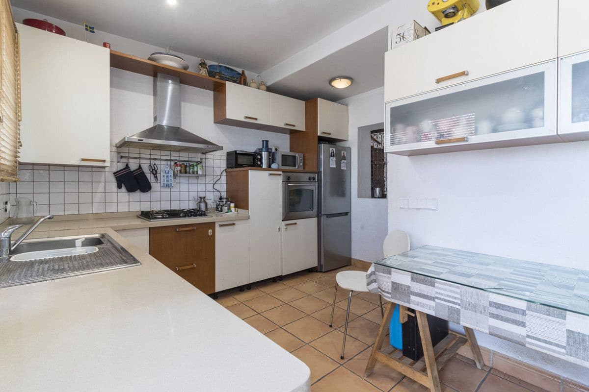 Chalet de 3 habitaciones en Marbella en venta con garaje - 2.000.000 € (Ref: 9470083)