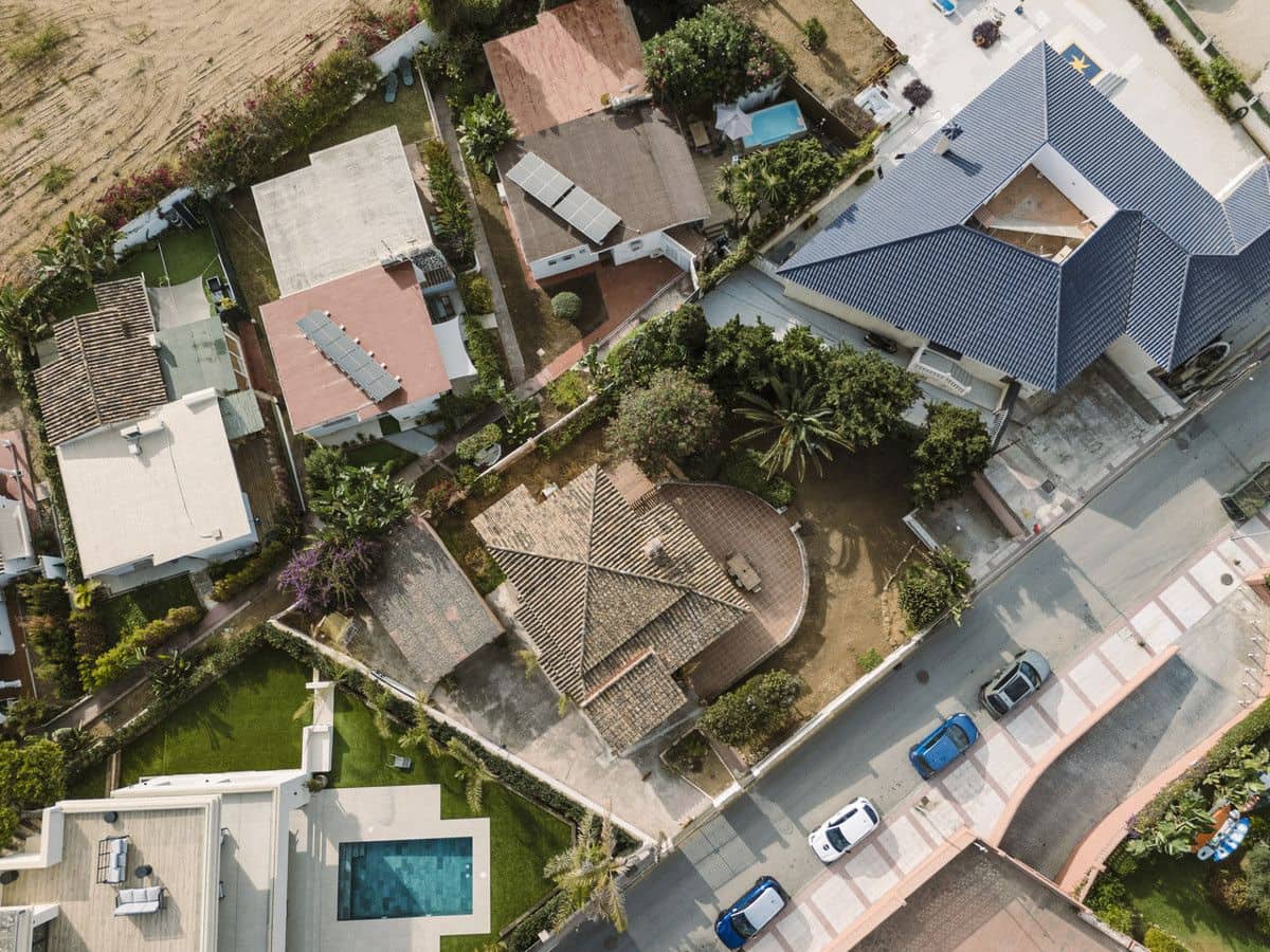 Chalet de 3 habitaciones en Marbella en venta con garaje - 2.000.000 € (Ref: 9470083)