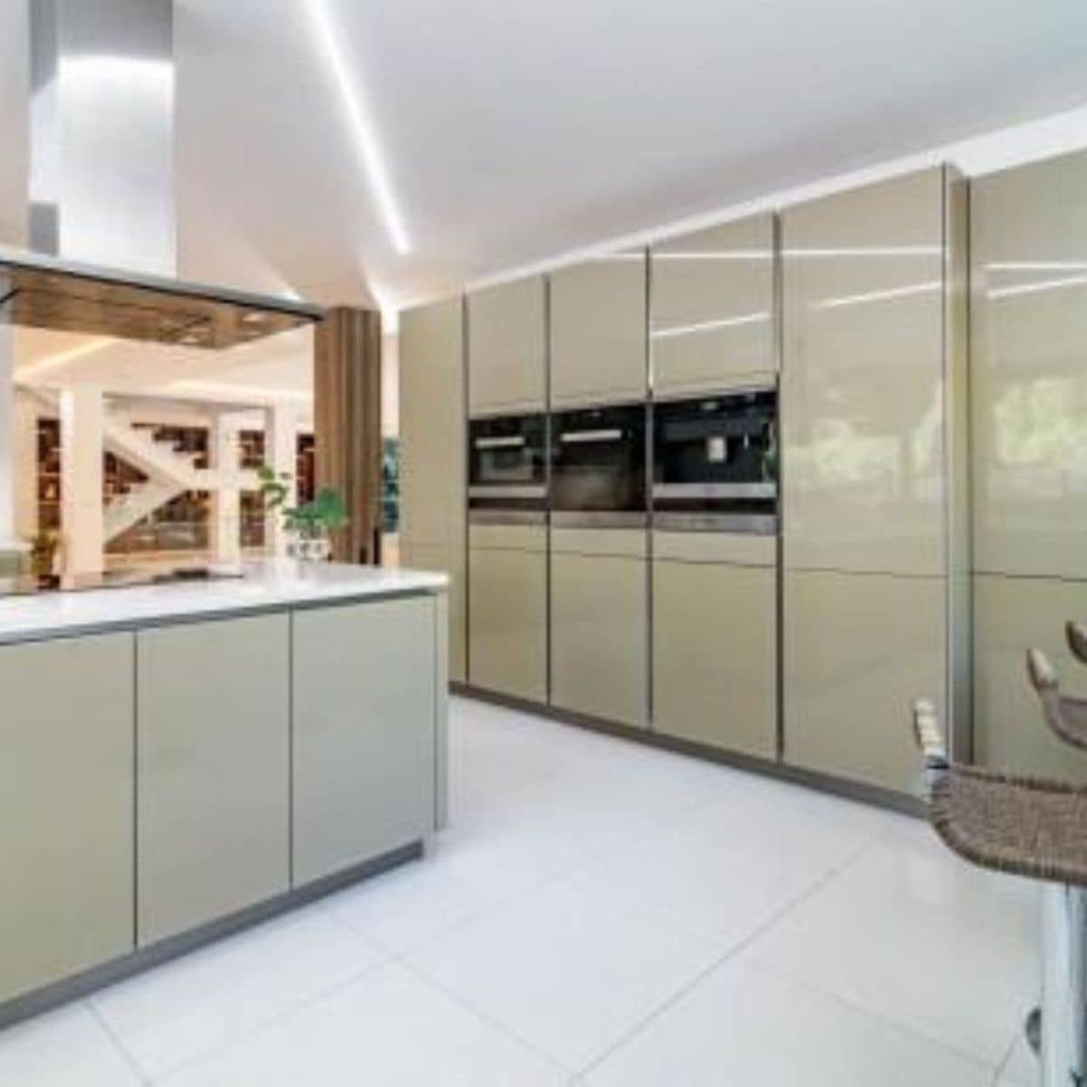 5 soverom Villa til salgs i Marbella med svømmebasseng garasje - € 8 000 000 (Ref: 9470086)