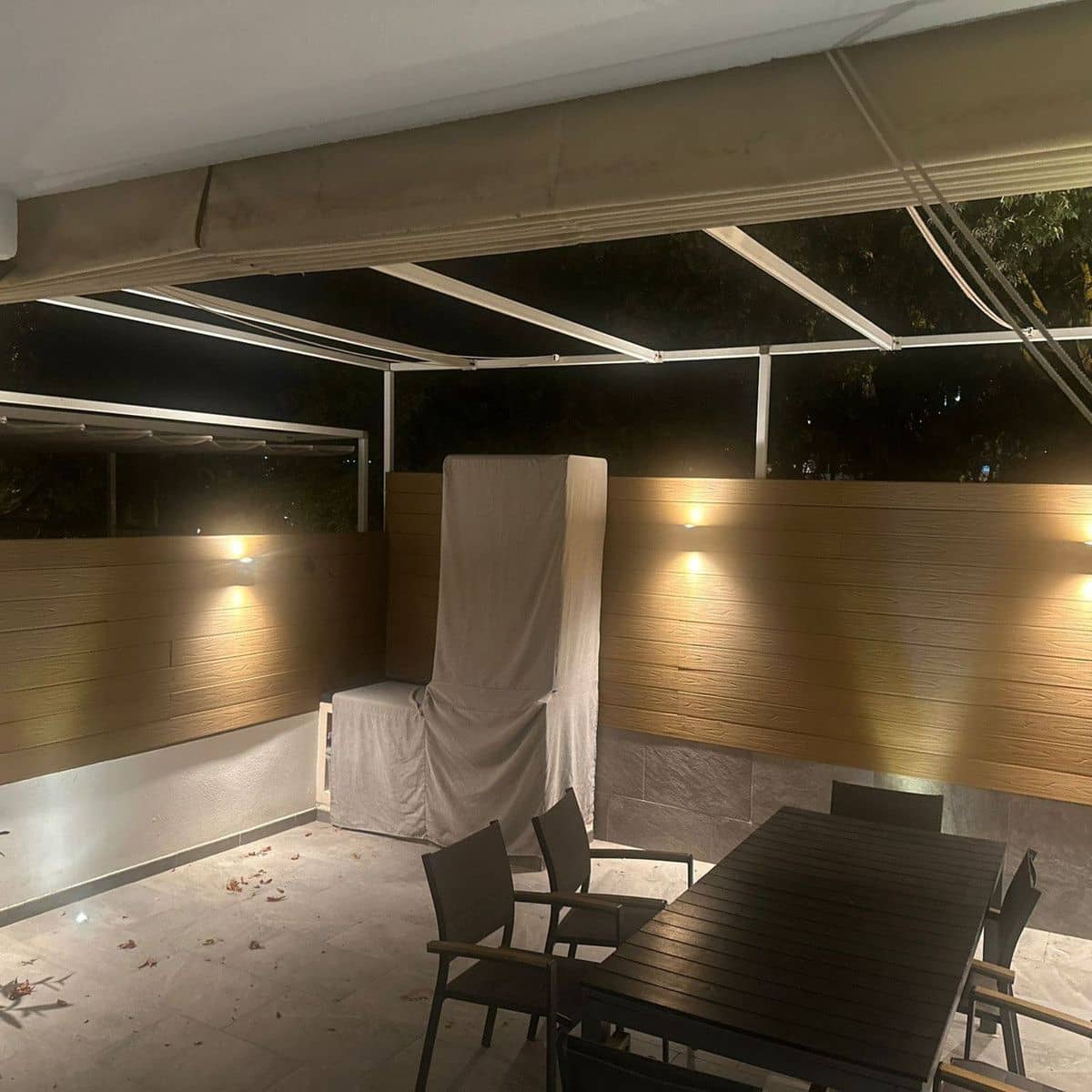 5 soverom Hus til salgs i Marbella med svømmebasseng garasje - € 635 000 (Ref: 9470089)