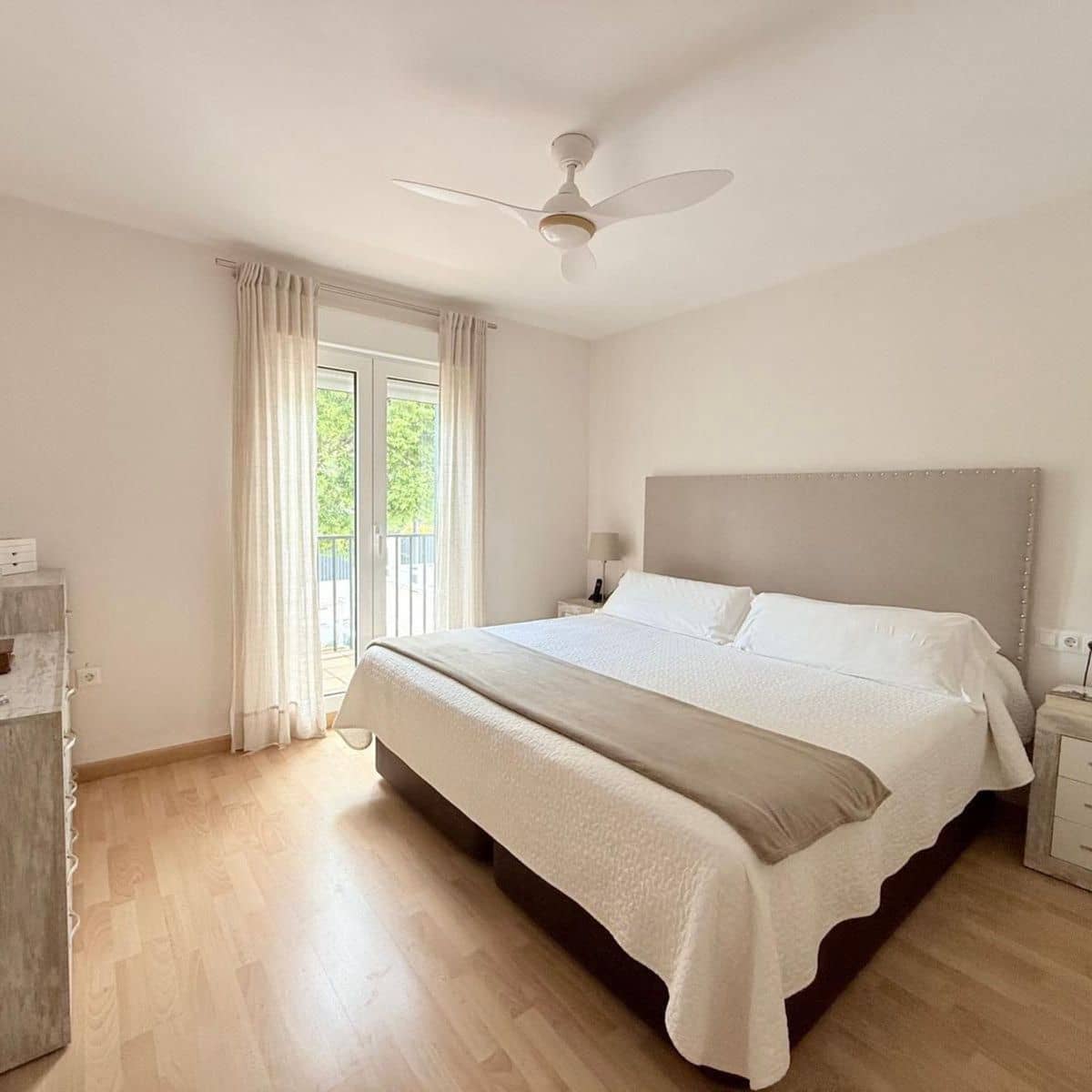 5 soverom Hus til salgs i Marbella med svømmebasseng garasje - € 635 000 (Ref: 9470089)