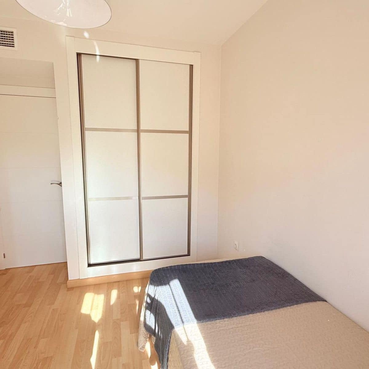 5 soverom Hus til salgs i Marbella med svømmebasseng garasje - € 635 000 (Ref: 9470089)