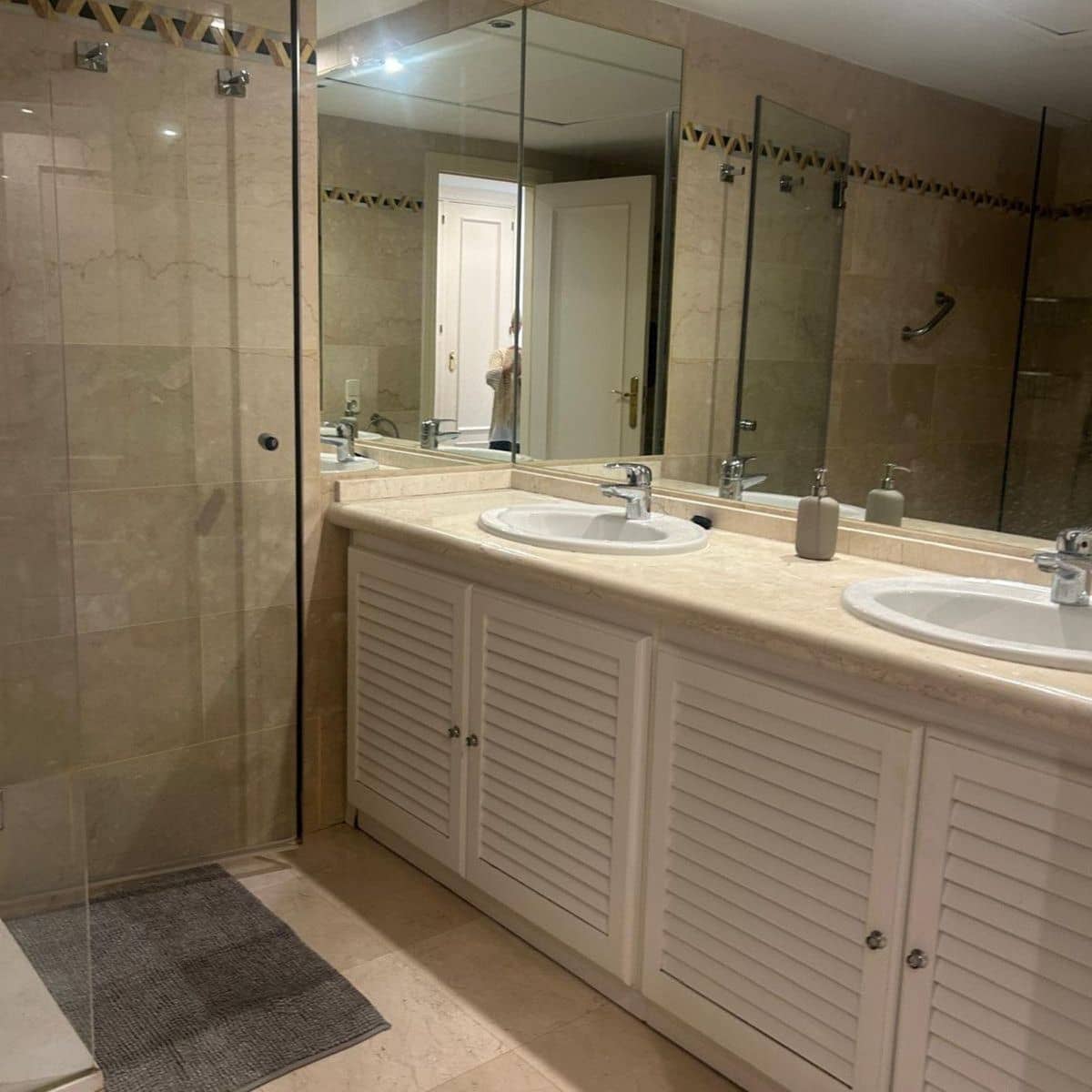 2 Zimmer Apartment zu verkaufen in Marbella mit Pool Garage - 577.000 € (Ref: 9470090)