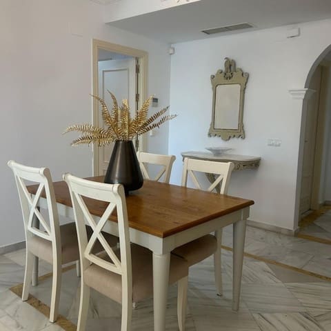 2 Zimmer Apartment zu verkaufen in Aloha Golf, Marbella mit Pool Garage - 577.000 € (Ref: 9470090)