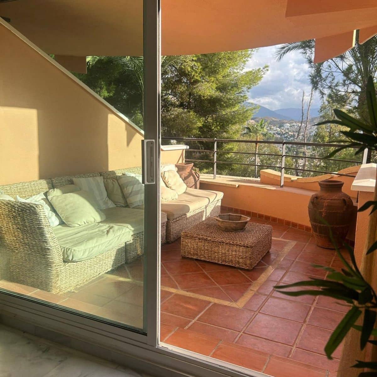 2 Zimmer Apartment zu verkaufen in Marbella mit Pool Garage - 577.000 € (Ref: 9470090)