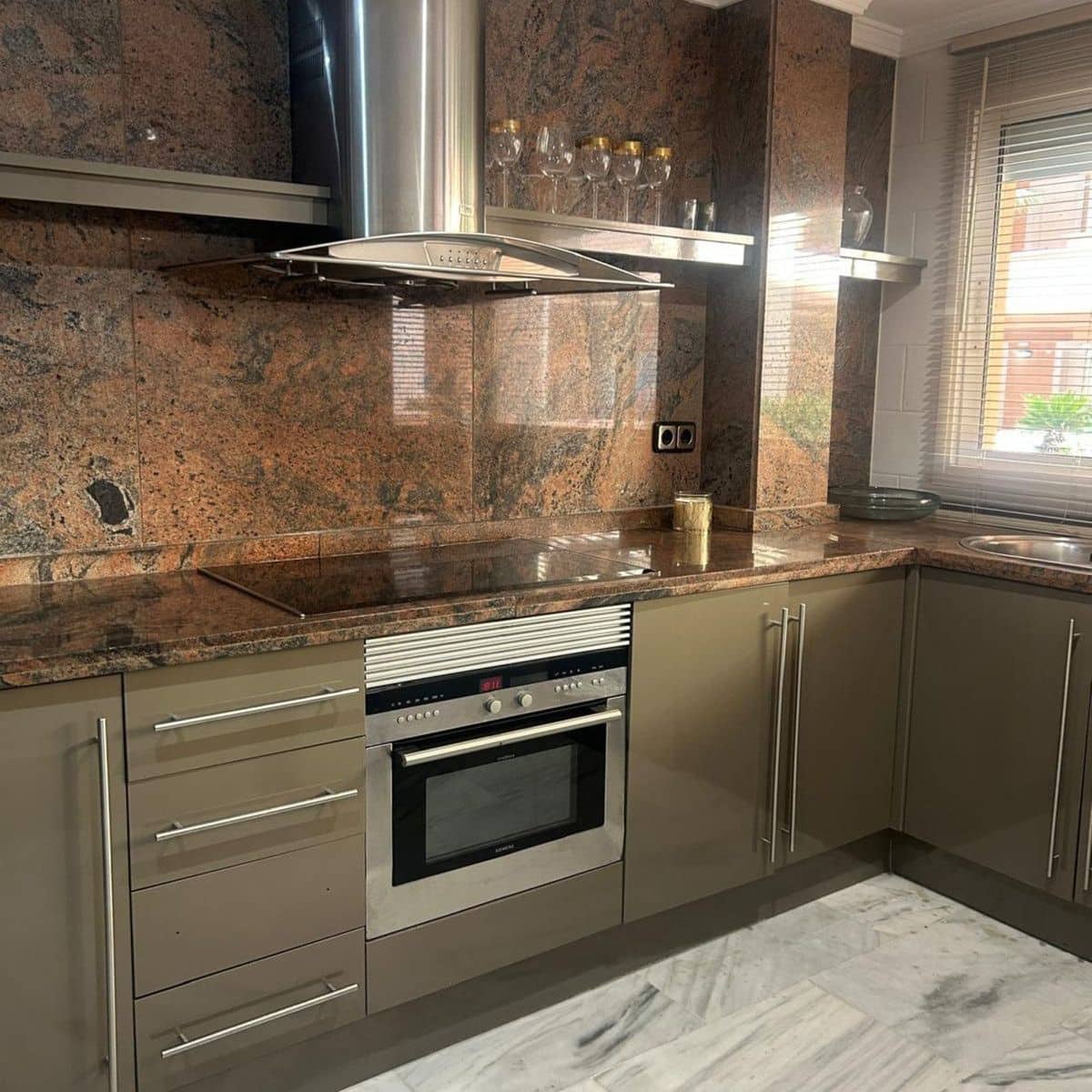 2 Zimmer Apartment zu verkaufen in Marbella mit Pool Garage - 577.000 € (Ref: 9470090)