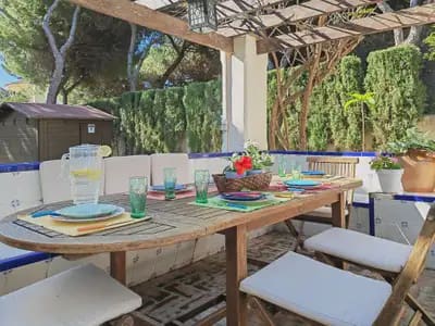 4 slaapkamer Villa te koop in Marbesa, Marbella met zwembad garage - € 2.300.000 (Ref: 9470091)