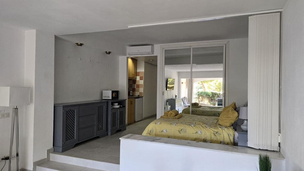 Studio te koop in Mijas met zwembad garage - € 259.000 (Ref: 9470096)