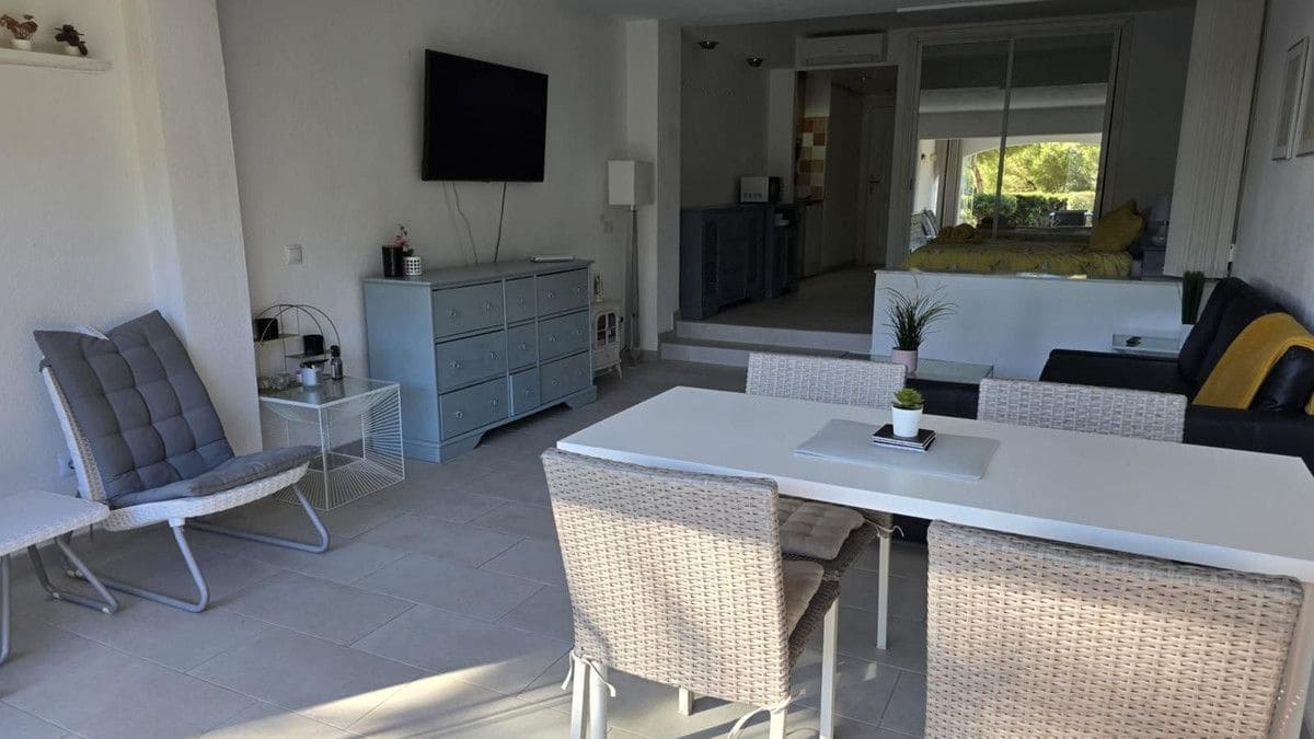 Studio te koop in Mijas met zwembad garage - € 259.000 (Ref: 9470096)