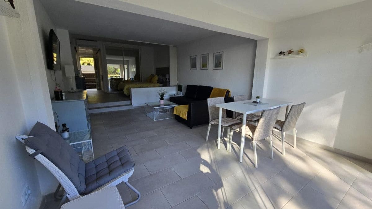 Studio te koop in Mijas met zwembad garage - € 259.000 (Ref: 9470096)