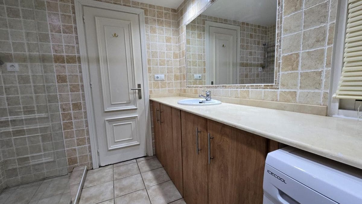 Studio for sale in Mijas with pool garage - € 249,000 (Ref: 9470096)