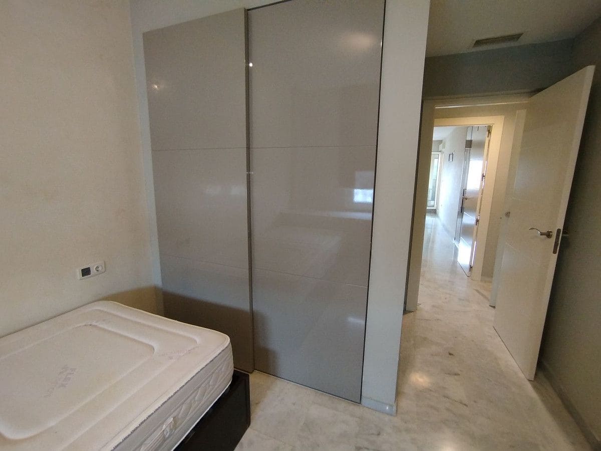 2 sovrum Strandlägenhet till salu i Torremolinos med pool garage - 719 000 € (Ref: 9470098)