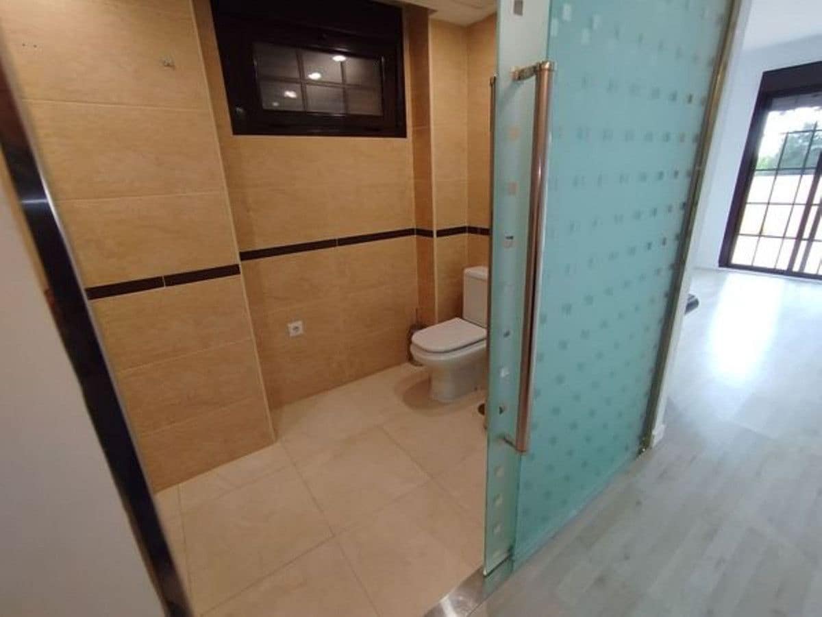 Piso de 4 habitaciones en Benalmádena en venta con piscina garaje - 739.000 € (Ref: 9470100)