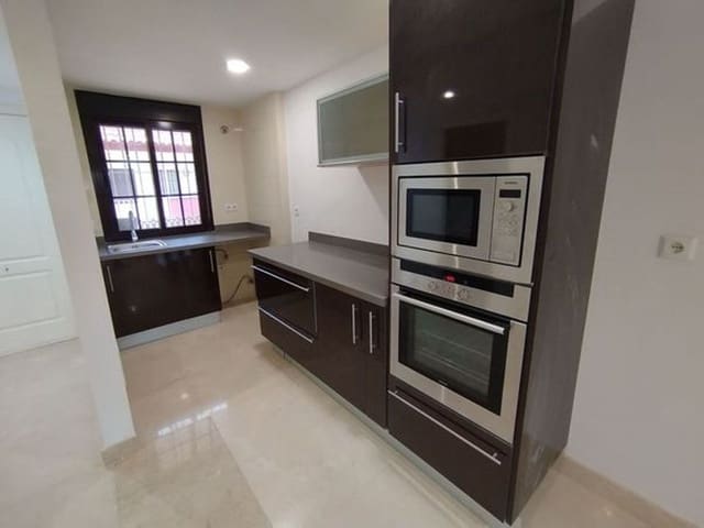 4 Zimmer Wohnung zu verkaufen in Parque de la Paloma, Benalmádena mit Pool Garage - 739.000 € (Ref: 9470100)