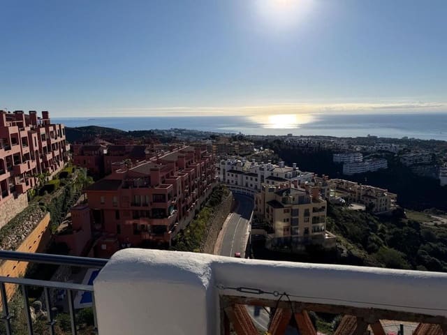 Ático de 3 habitaciones en Calahonda, Mijas en venta con piscina garaje - 535.000 € (Ref: 9470103)