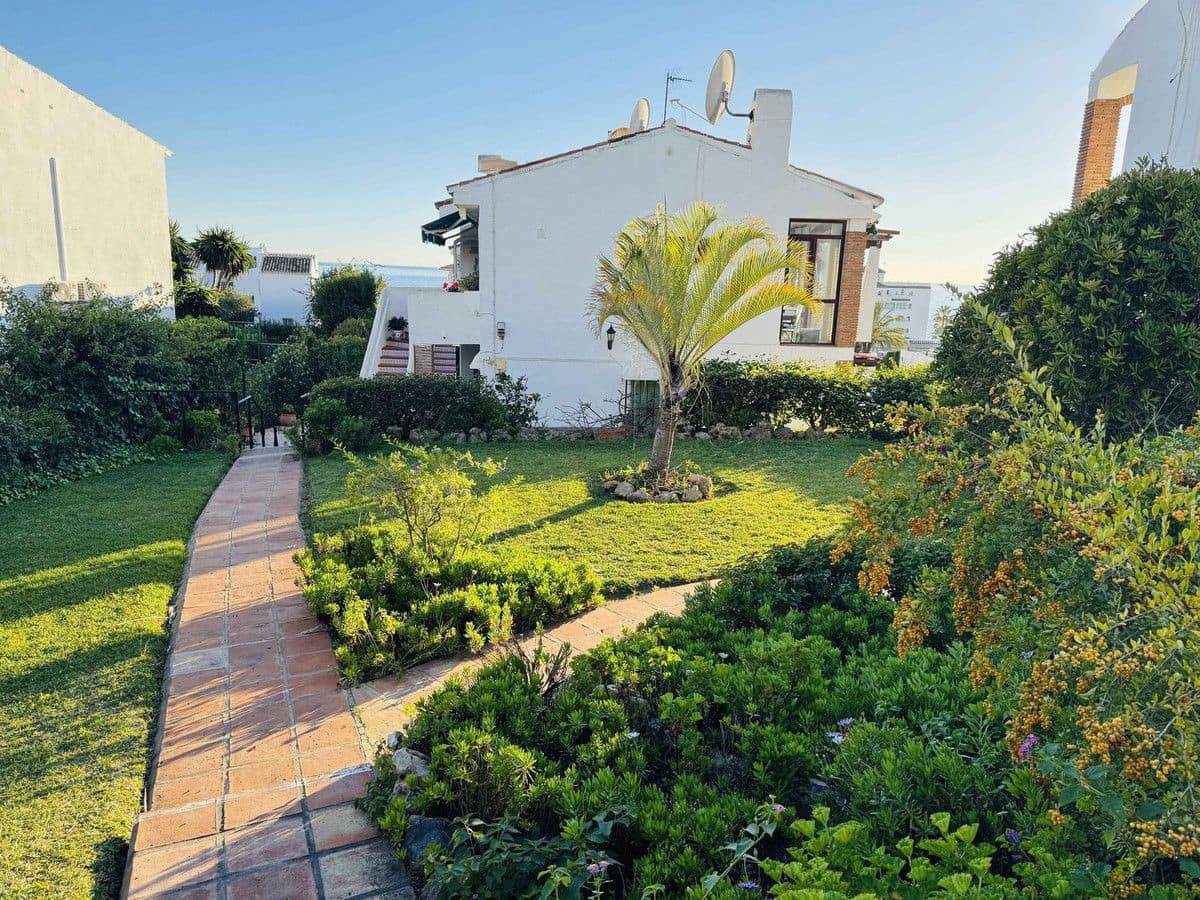 Ático de 2 habitaciones en Mijas en venta con piscina - 395.000 € (Ref: 9470104)