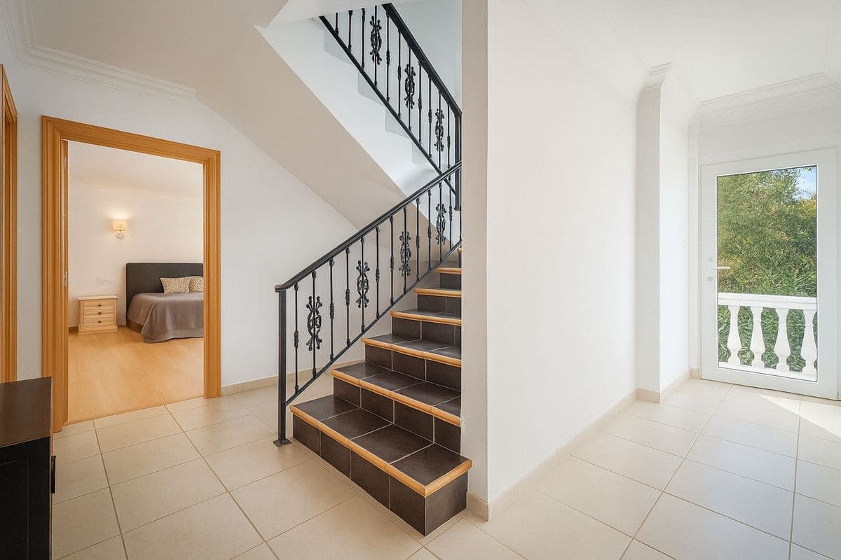 4 chambre Villa/Maison à vendre à Mijas avec piscine garage - 1 090 000 € (Ref: 9470105)