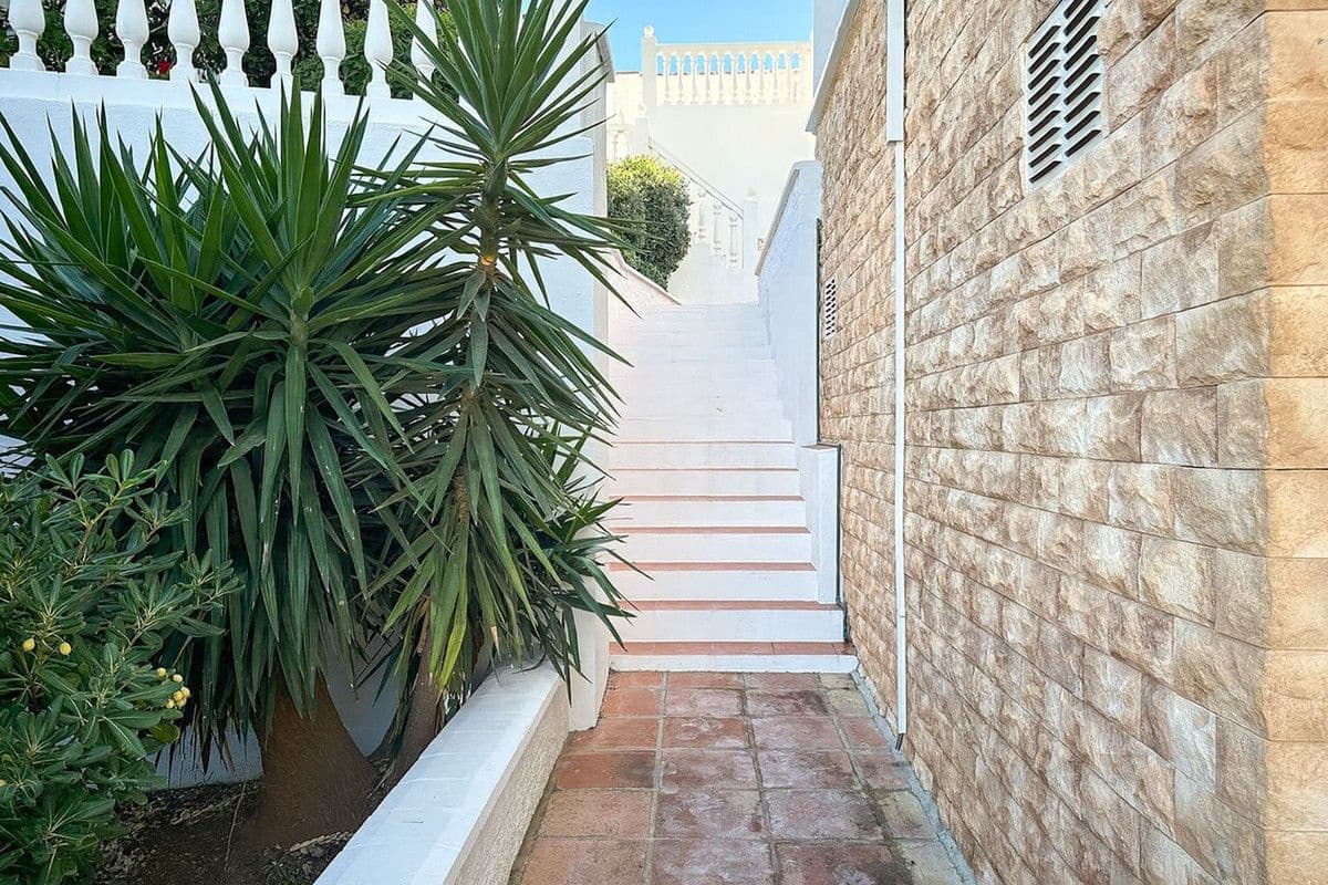 4 chambre Villa/Maison à vendre à Mijas avec piscine garage - 1 090 000 € (Ref: 9470105)