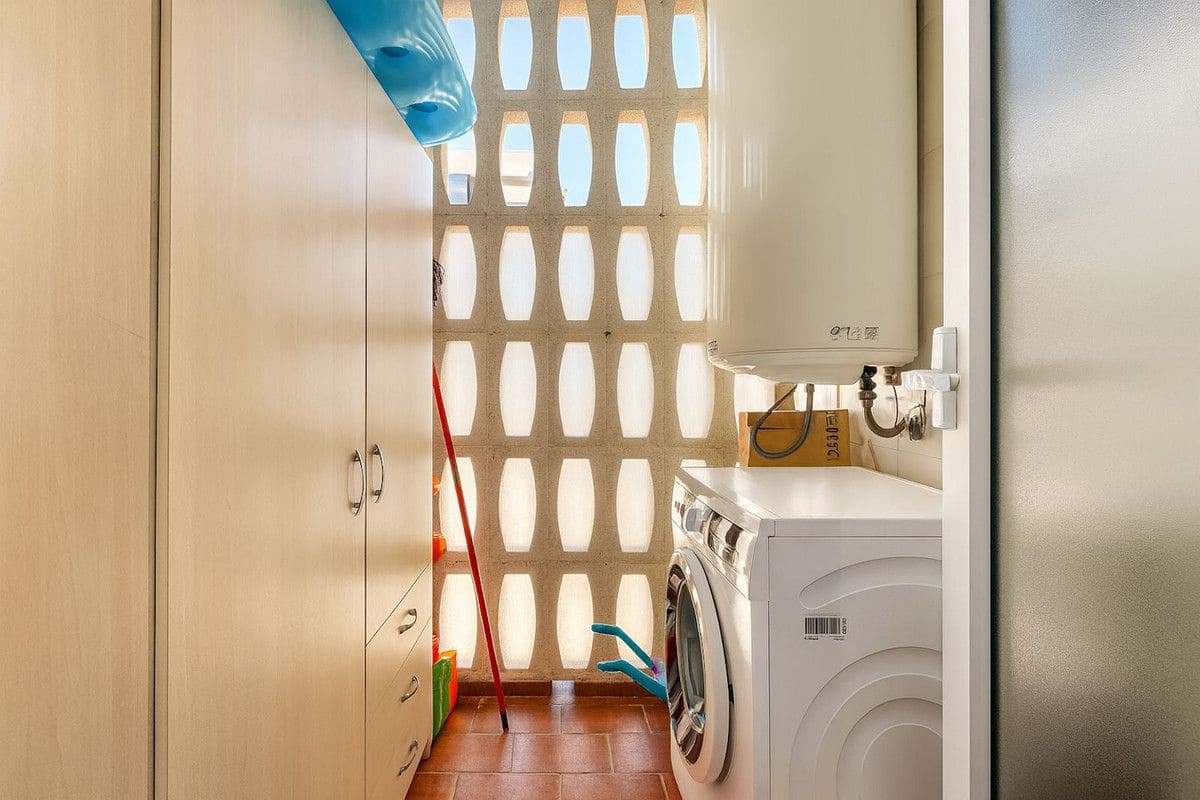 Apartamento Playa de 3 habitaciones en Fuengirola en venta con piscina garaje - 695.000 € (Ref: 9470106)