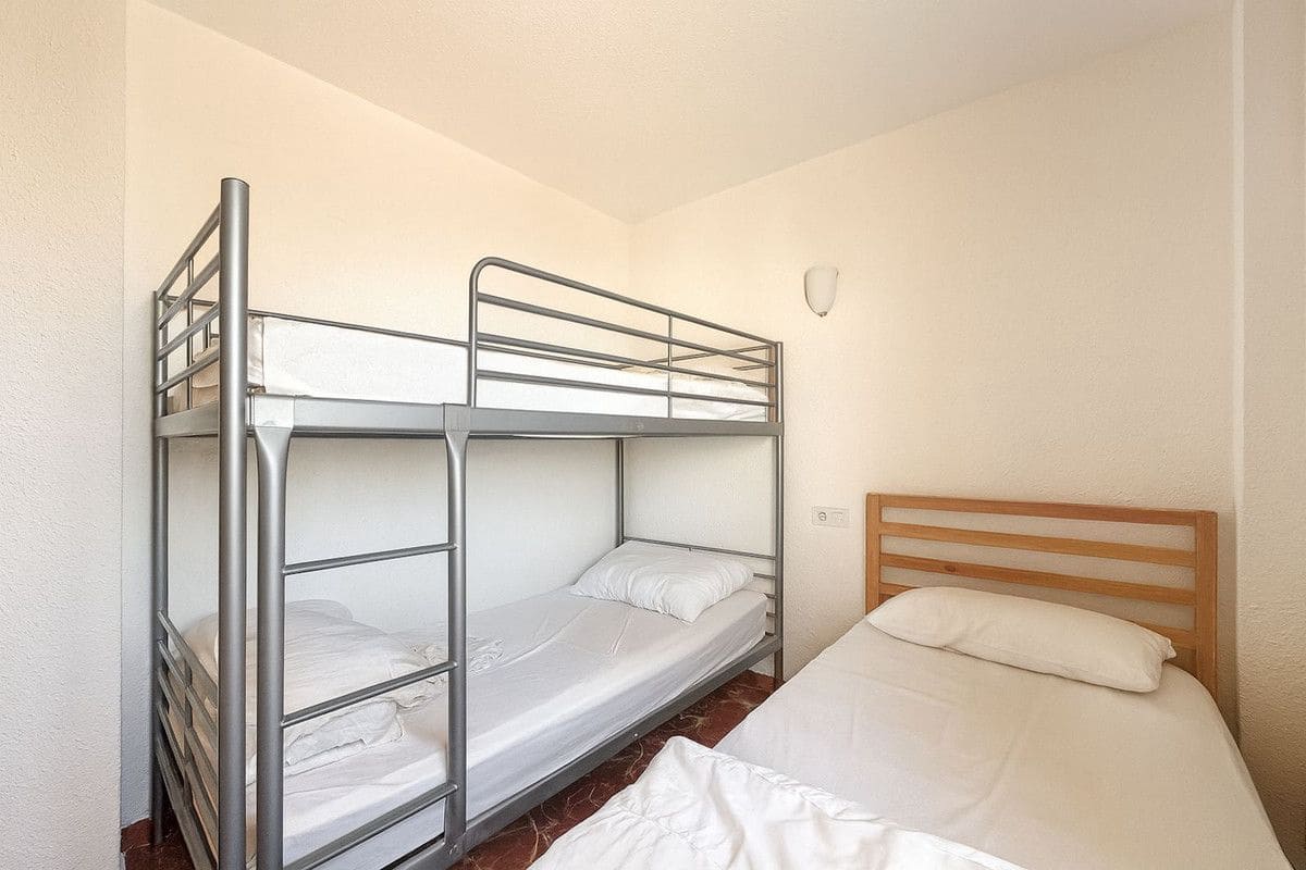 Apartamento Playa de 3 habitaciones en Fuengirola en venta con piscina garaje - 695.000 € (Ref: 9470106)