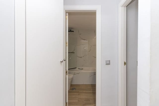 2 slaapkamer Appartement te koop in Calahonda, Mijas met zwembad garage - € 329.000 (Ref: 9470107)