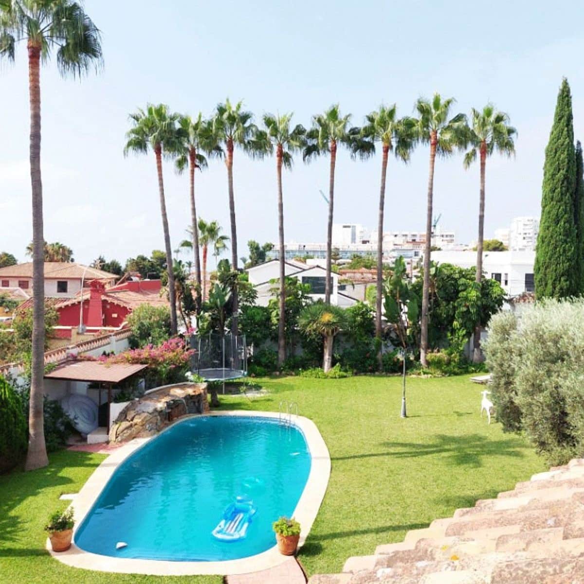 8 bedroom Villa for sale in Benalmadena with pool garage - € 2,500,000 (Ref: 9470110)