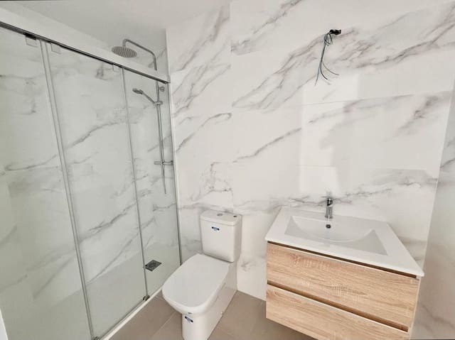 2 slaapkamer Flat te koop in Centro ciudad, Fuengirola - € 370.000 (Ref: 9491857)