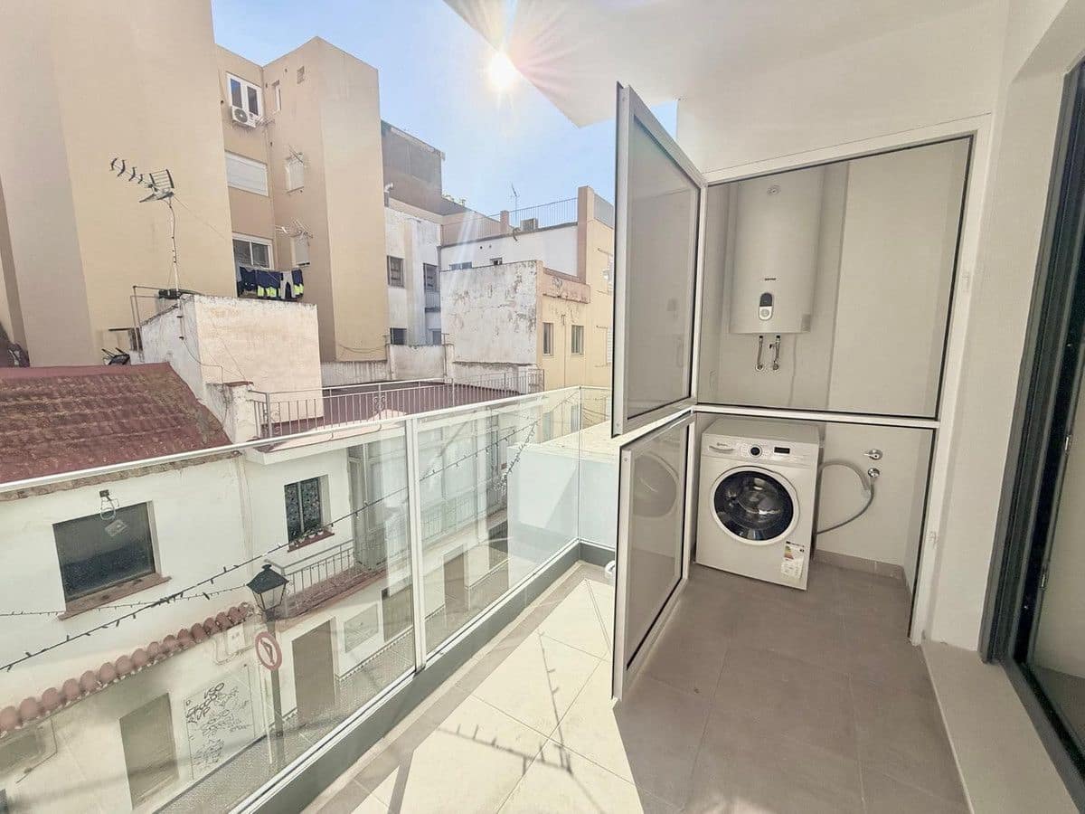 2 slaapkamer Flat te koop in Fuengirola - € 370.000 (Ref: 9491857)