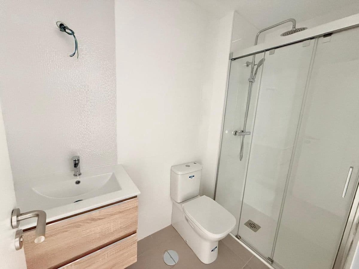 2 slaapkamer Flat te koop in Fuengirola - € 370.000 (Ref: 9491857)