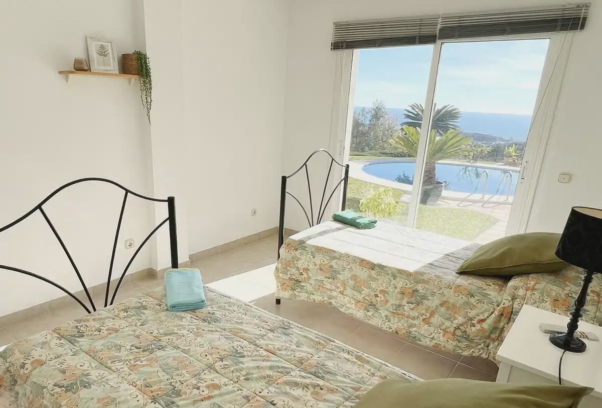 4 bedroom Villa for sale in Mijas with pool garage - € 1,550,000 (Ref: 9491859)