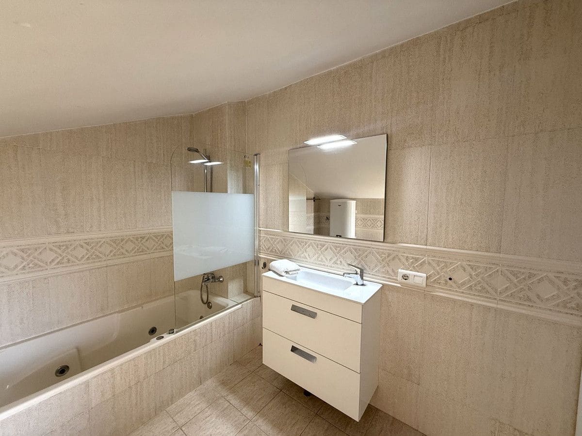 3 soveværelse Penthouse til salg i Benalmadena med swimmingpool garage - € 549.000 (Ref: 9491860)