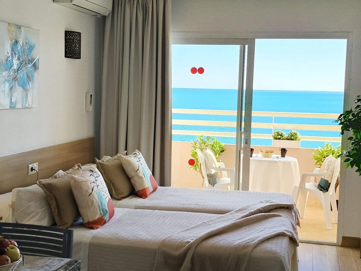 Studio til salg i Fuengirola med swimmingpool - € 239.000 (Ref: 9491864)