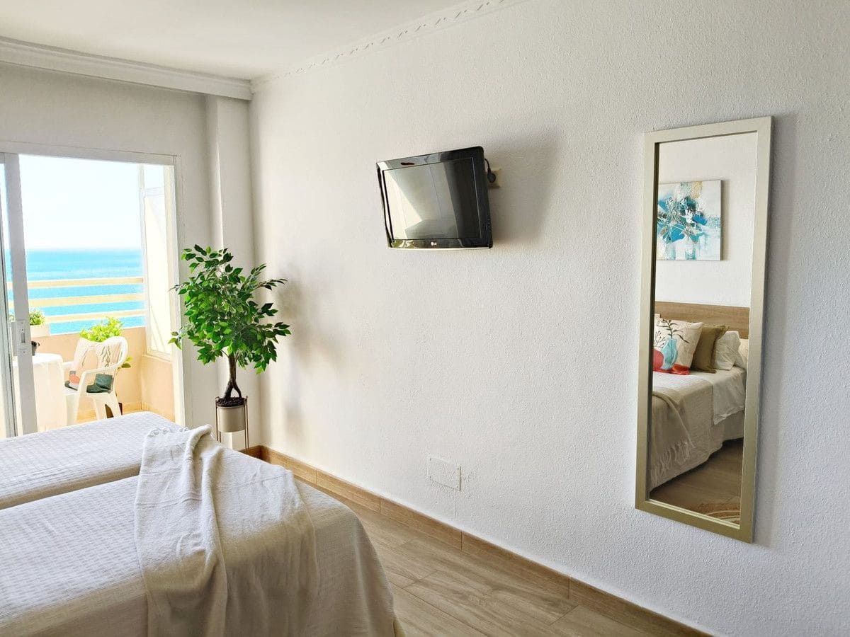 Studio til salg i Fuengirola med swimmingpool - € 239.000 (Ref: 9491864)